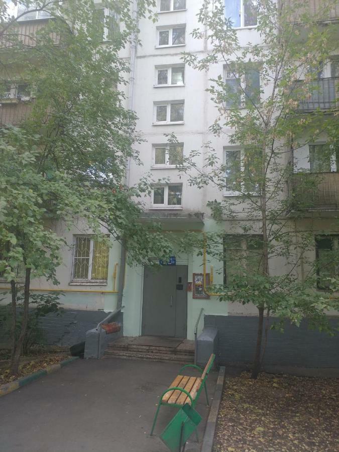 Dwuszka Na Novyh Cheremuszkah Apartment Moscow Exterior photo